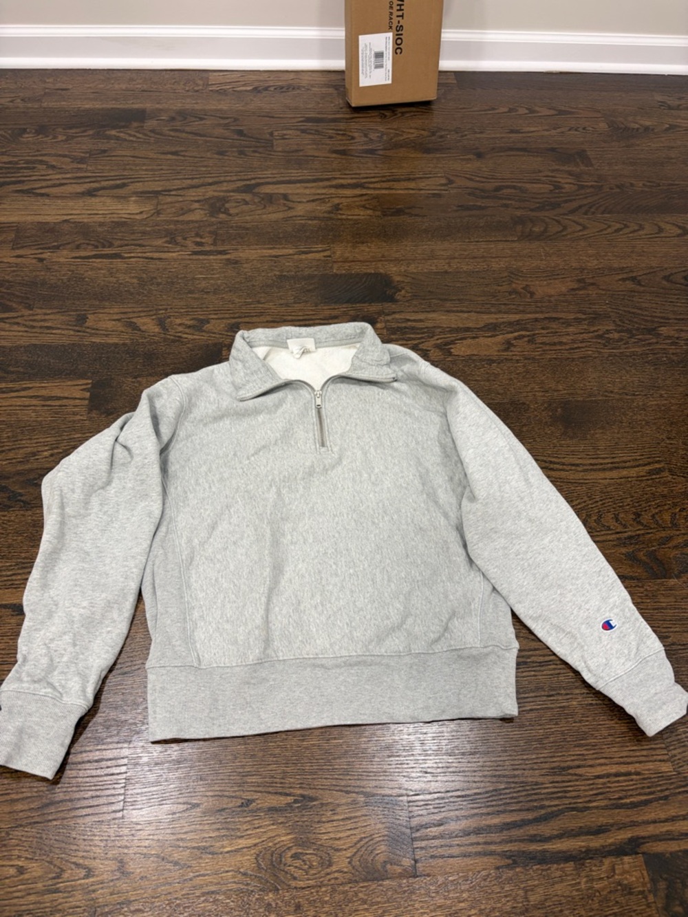 Champion Men's Light Gray Quarter-Zip Sweatshirt